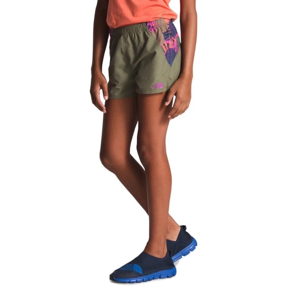 NWT The North Face Class V Four Leaf Clover Flash Dry Shorts